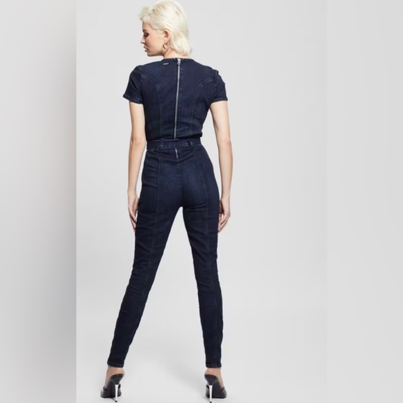 GUESS Leslie Dark Wash Denim Cotton Jumpsuit size Medium, length 29 inches NWT - Picture 2 of 16